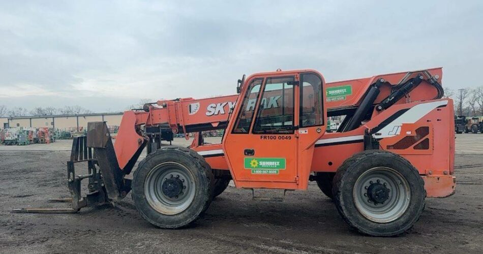 2015 Skytrak Telehandler 10054 featured image