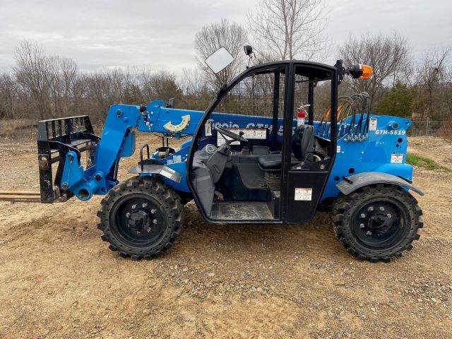 2018 Genie Telehandler GTH-5519 featured image