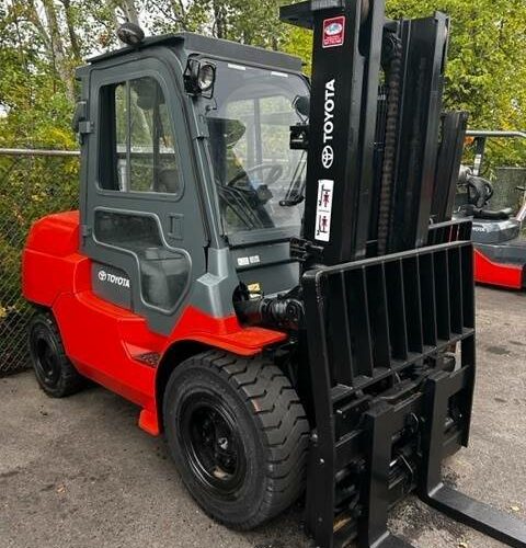 2009 Toyota Forklift 7FDU45 featured image