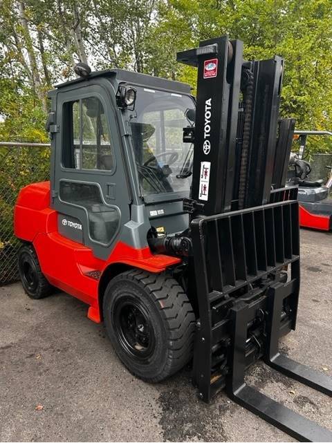 2009 Toyota Forklift 7FDU45 featured image