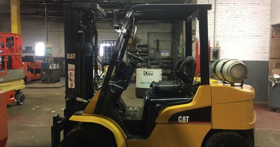 2014 Cat Forklift 2P6000 featured image