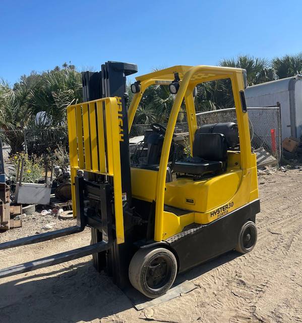 2013 Hyster Forklift S30FT featured image