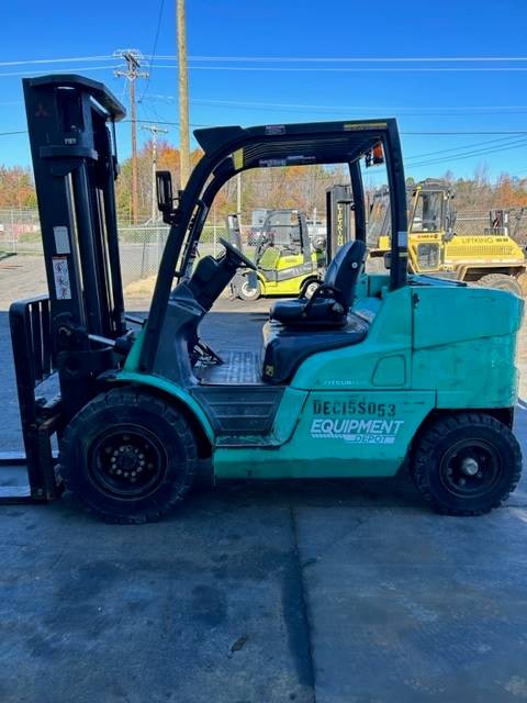 2015 Mitsubishi Forklift FD45N1 featured image