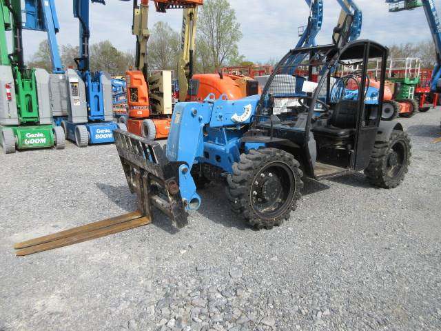 2018 Genie Telehandler GTH-5519 featured image