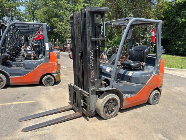 2016 Toyota Forklift 8FGCU25 featured image