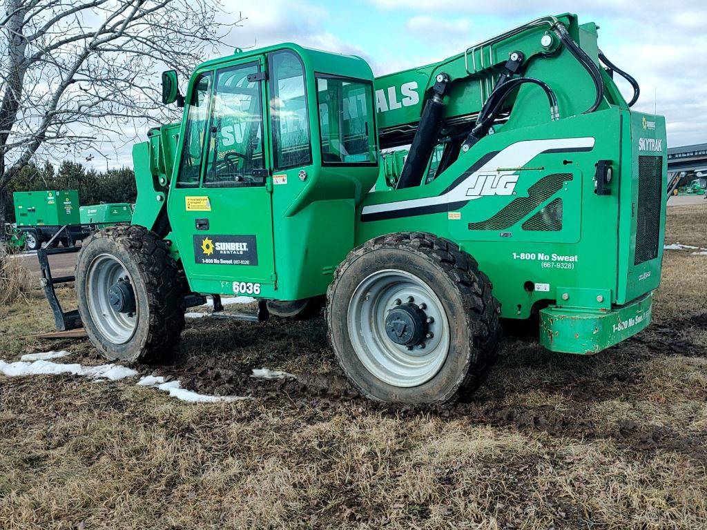 2014 Skytrak Telehandler 6036 featured image