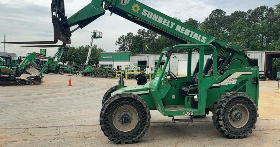 2014 Skytrak Telehandler 6036 featured image