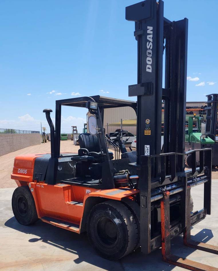 2006 Doosan Forklift D80S-2 featured image