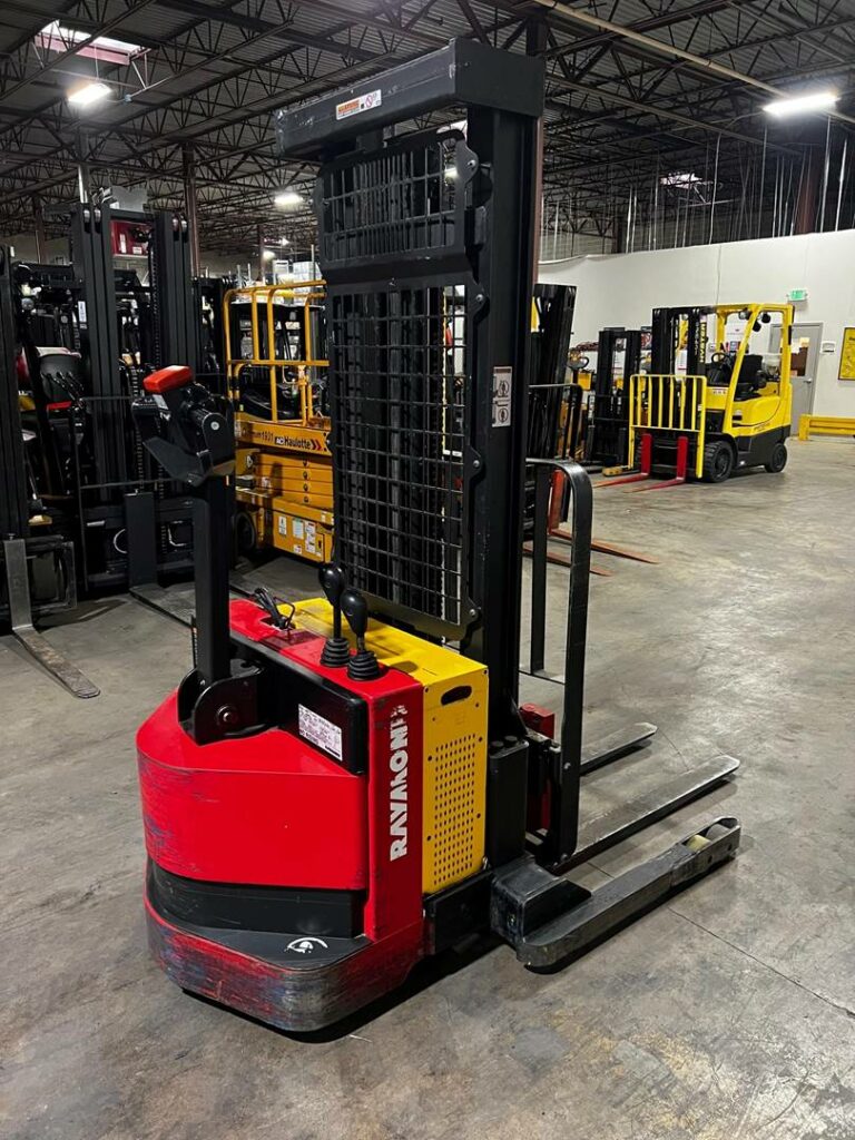 2017 Raymond Forklift RSS40 featured image