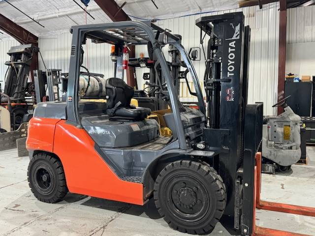 2020 Toyota Forklift 8FG40U featured image