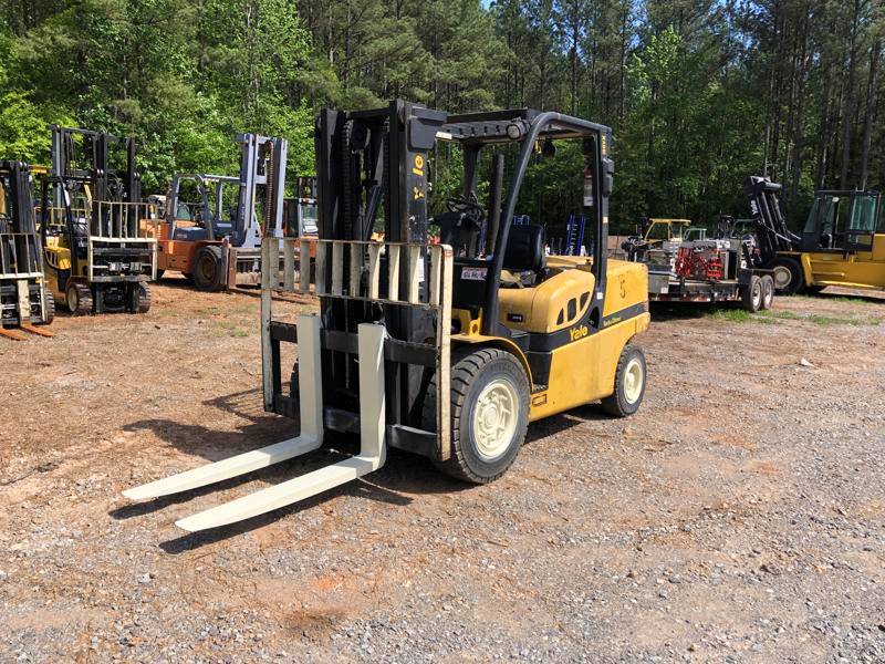 2014 Yale Forklift GDP100VX featured image