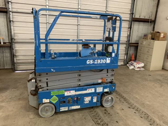 2015 Genie Scissor Lift GS1930 featured image