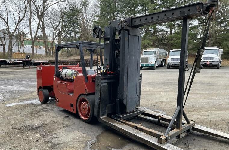 2017 VersaLift Forklift 2535 featured image