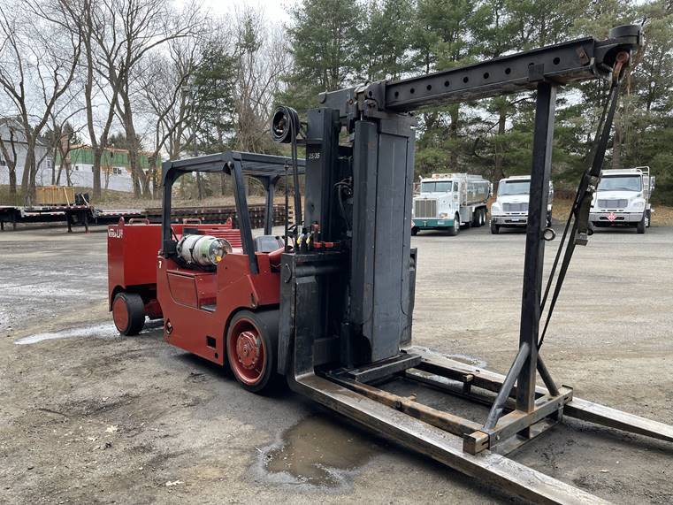 2017 VersaLift Forklift 2535 featured image