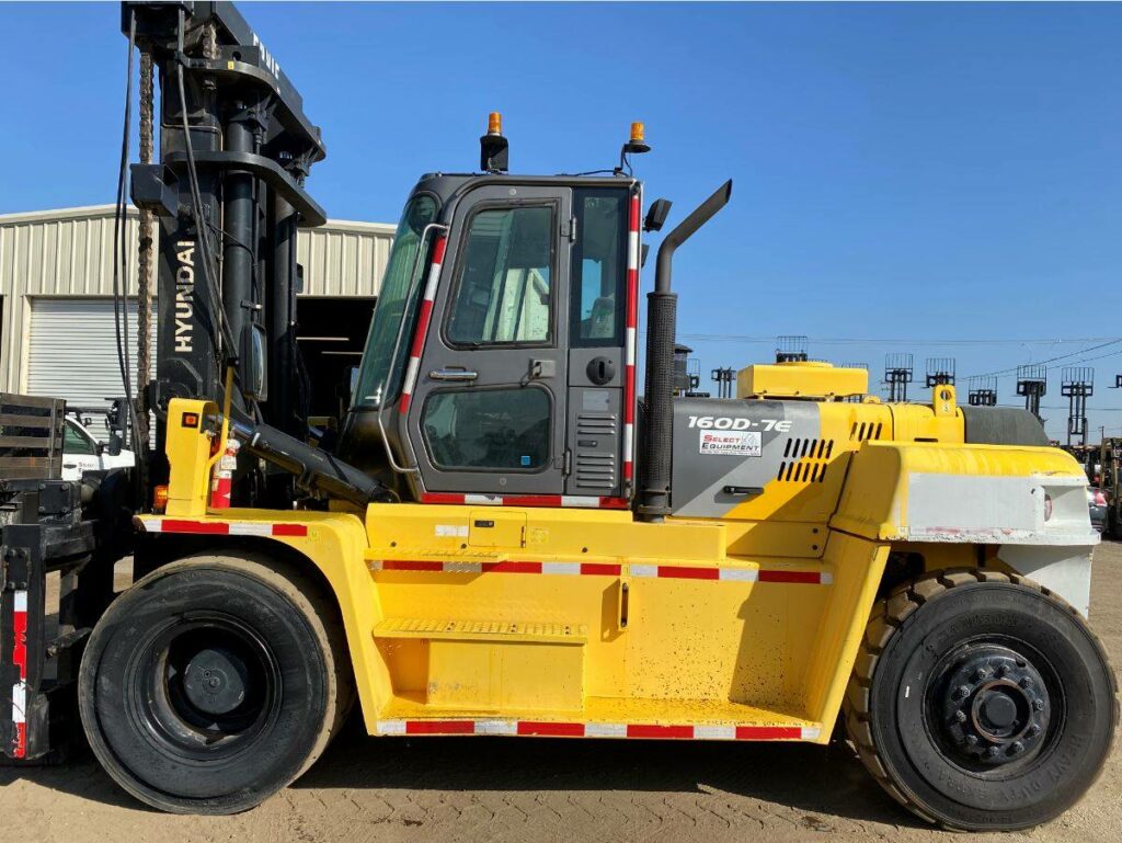 2013 Hyundai Forklift 160D-7 featured image