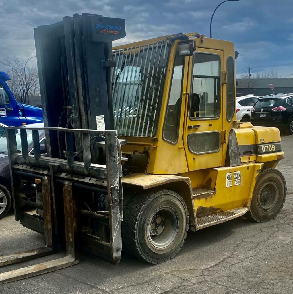 2004 Daewoo Forklift D70S featured image