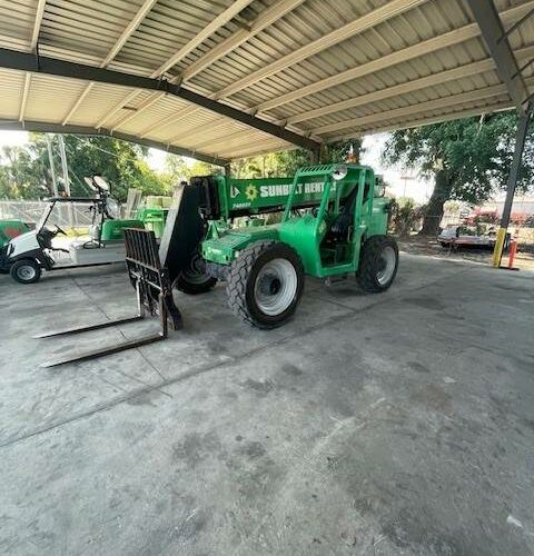 2015 Skytrak Telehandler 8042 featured image