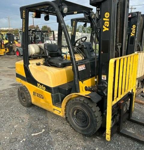 2015 Yale Forklift GLP050VXN featured image