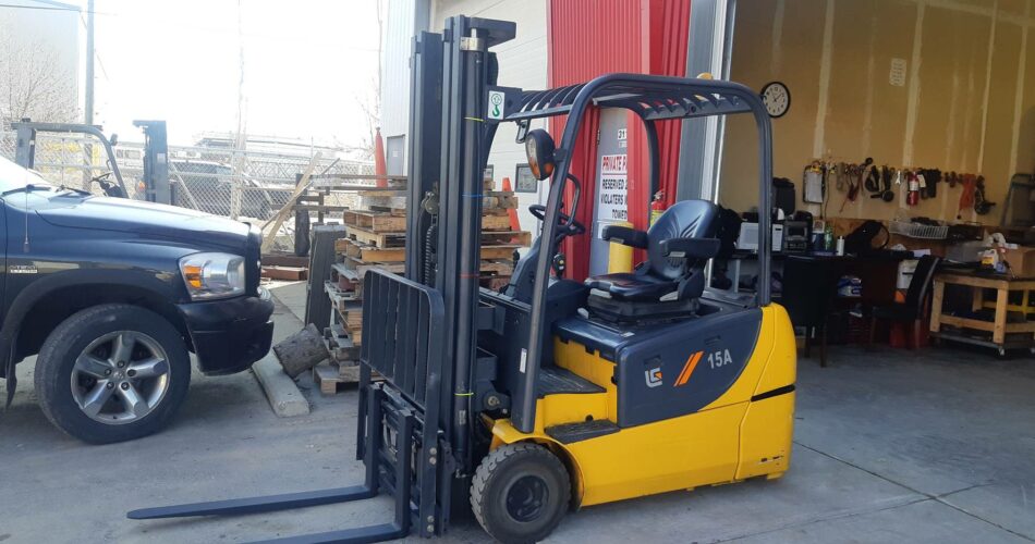 Liugong Forklift CLG2015AT featured image