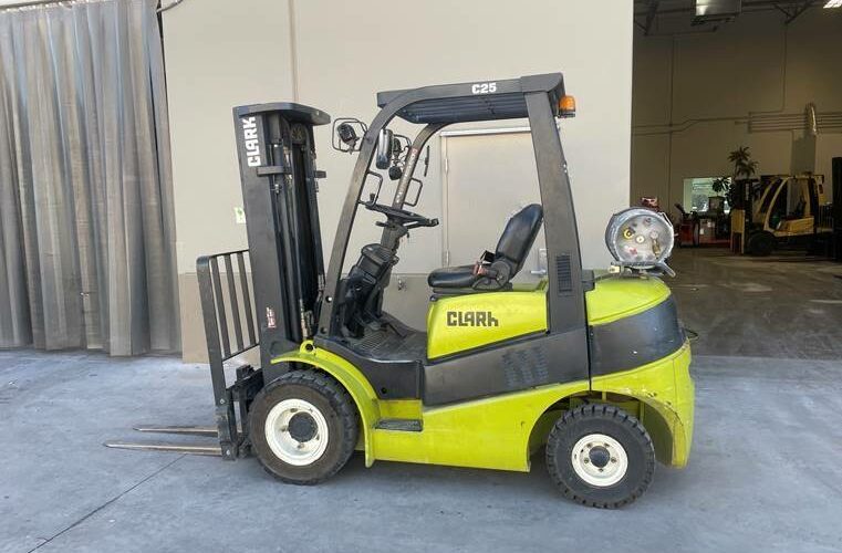 2015 Clark Forklift C25L featured image