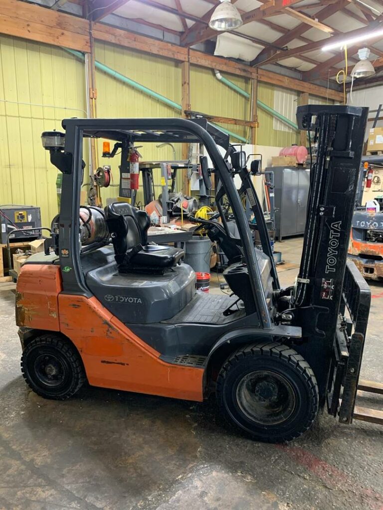 2017 Toyota Forklift 8FGU25 featured image