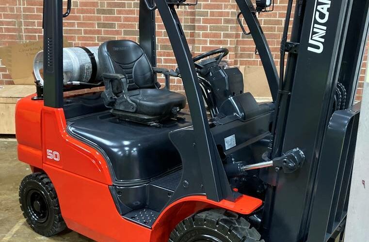 2016 Unicarriers Forklift PF50 featured image