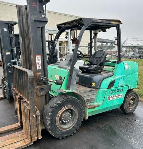 2015 Mitsubishi Forklift FD45N1 featured image