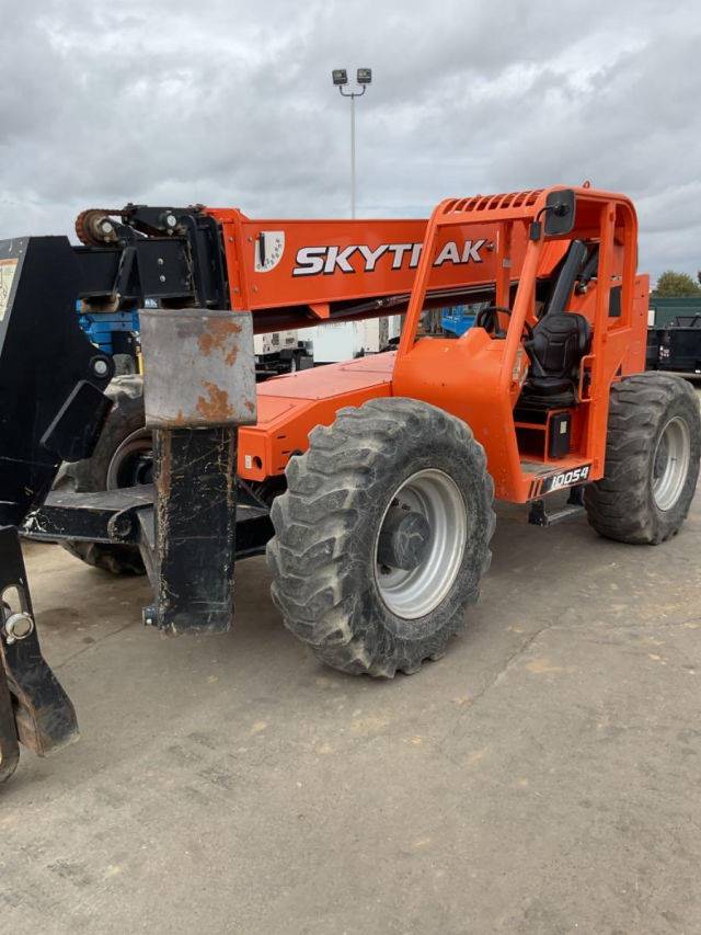 2019 Skytrak Telehandler 10054 featured image