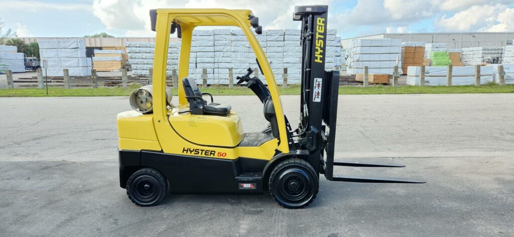 2014 Hyster Forklift H50CT featured image