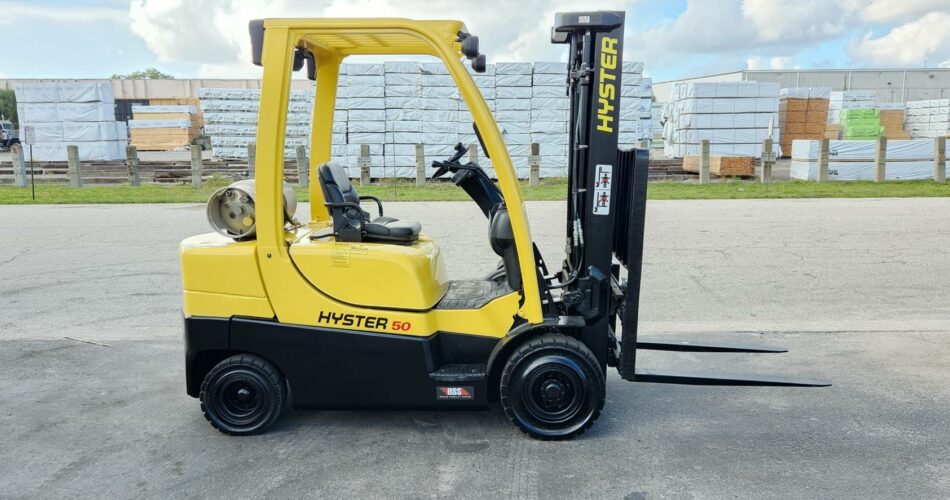 2014 Hyster Forklift H50CT featured image