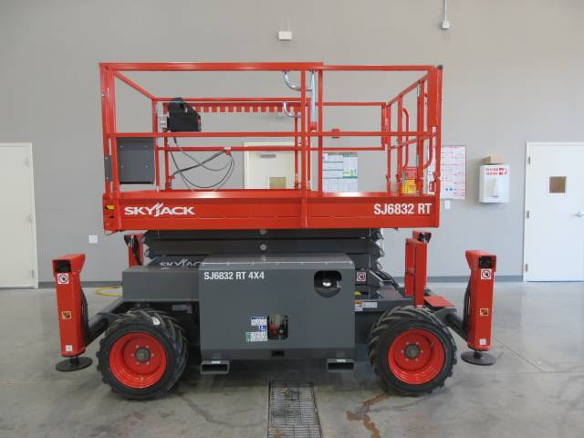 2024 Skyjack Scissor Lift SJ6832 RT featured image