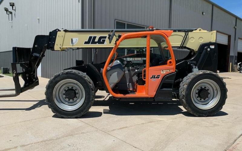 2021 JLG Telehandler 742 featured image