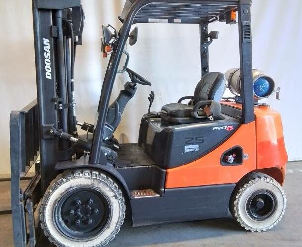 2017 Doosan Forklift G25P-5 featured image