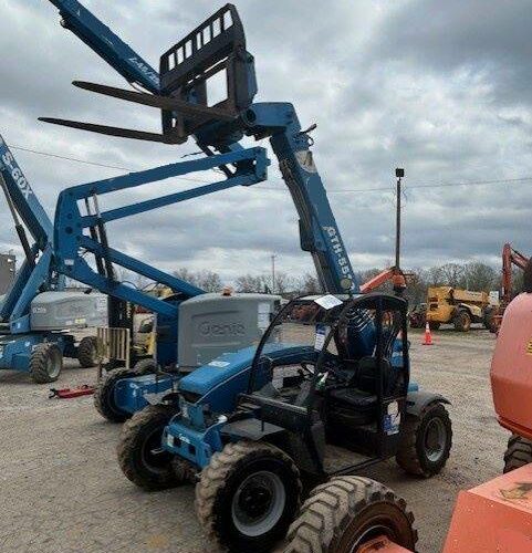 2015 Genie Telehandler GTH-5519 featured image