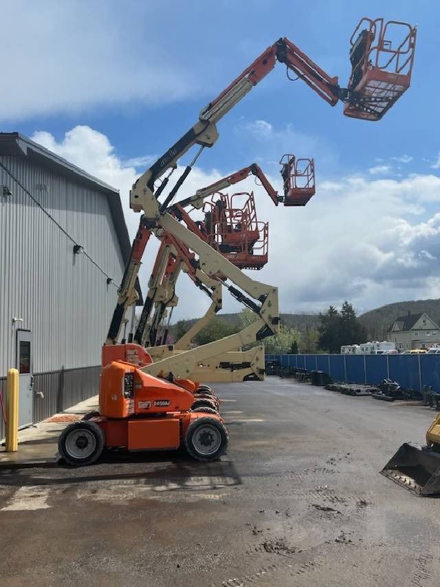 2015 JLG Boom Lift E450AJ featured image