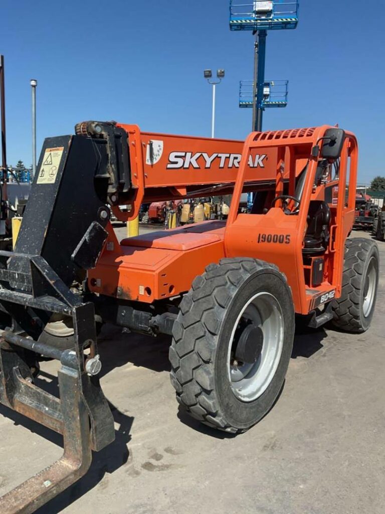 2019 Skytrak Telehandler 8042 featured image