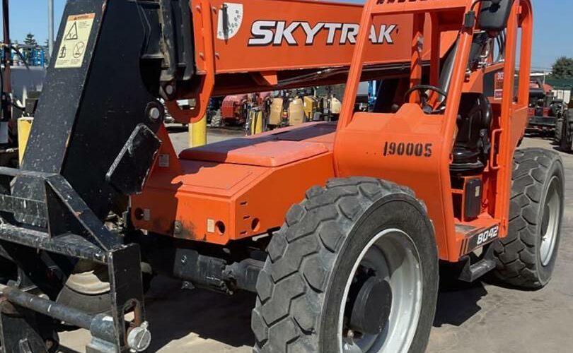 2019 Skytrak Telehandler 8042 featured image