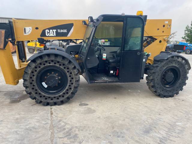 2013 Cat Telehandler TL943C featured image