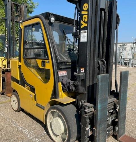 2017 Yale Forklift GLC155VX featured image