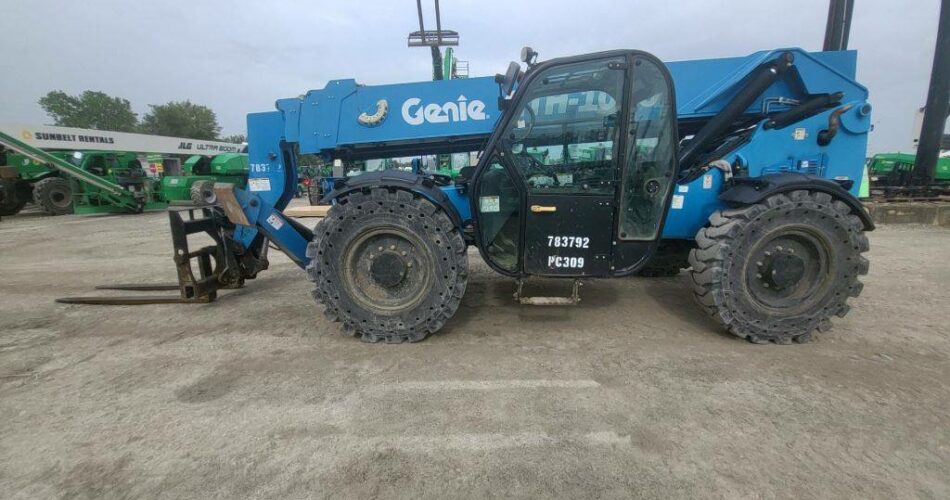 2015 Genie Telehandler GTH-1056 featured image