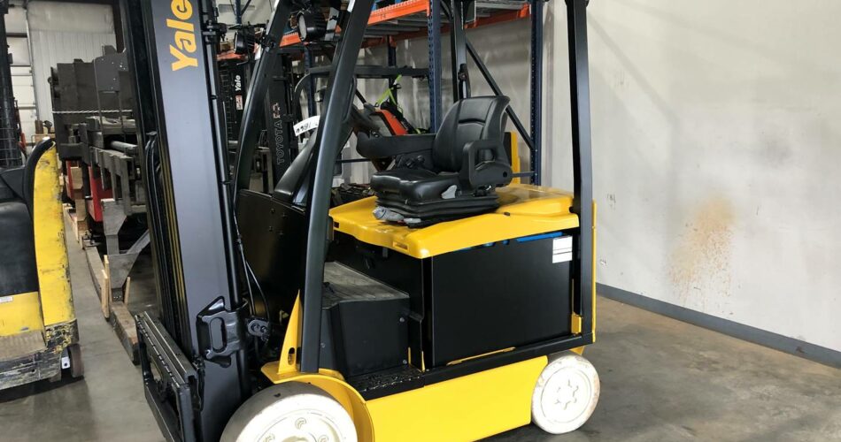 2010 Yale Forklift ERC050VG featured image