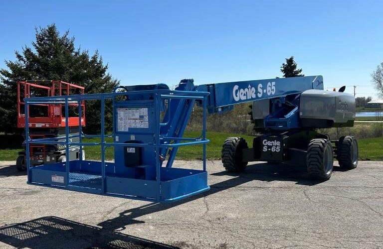 2015 Genie Boom Lift S-65 featured image