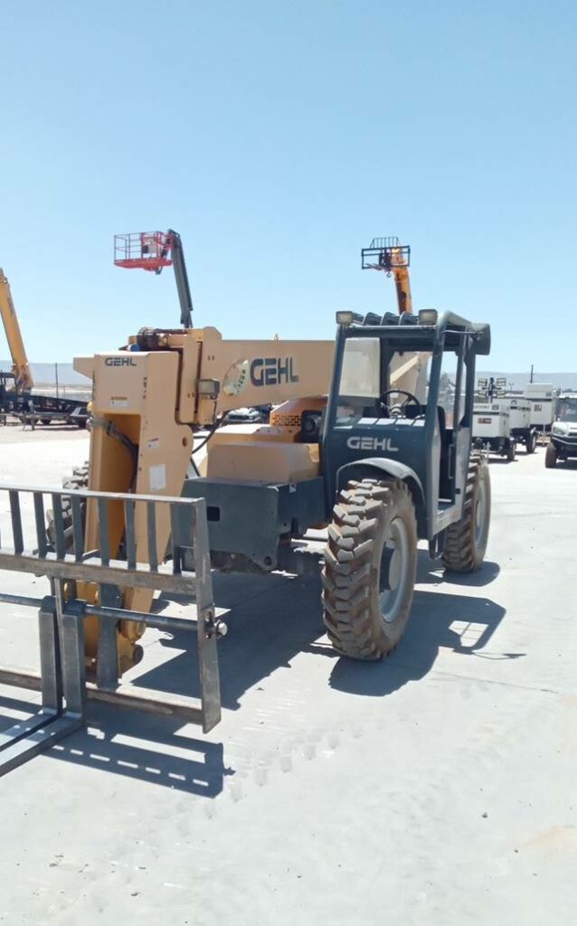 2015 Gehl Telehandler RS8-42 featured image