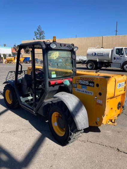 2015 JCB Telehandler 525-60 featured image