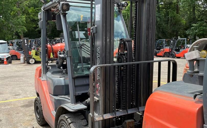 2020 Toyota Forklift 8FGU30 featured image