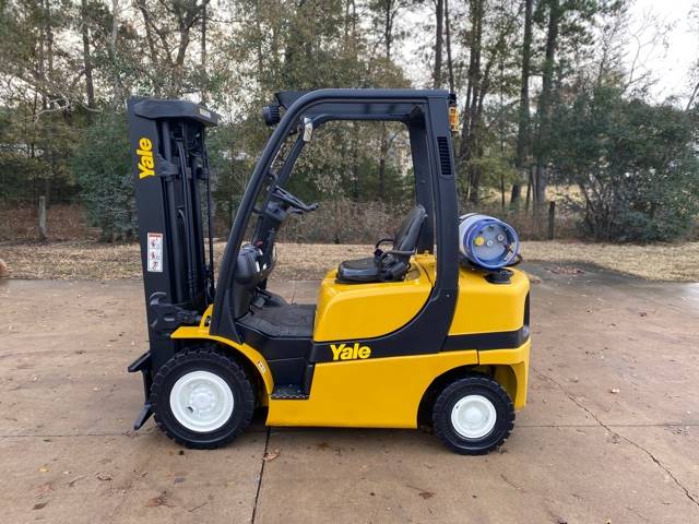 2015 Yale Forklift GLP050VX featured image