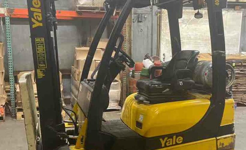 2018 Yale Forklift GLP040SVX featured image