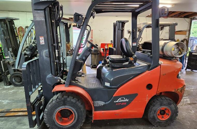 2018 Linde Forklift HT25T featured image