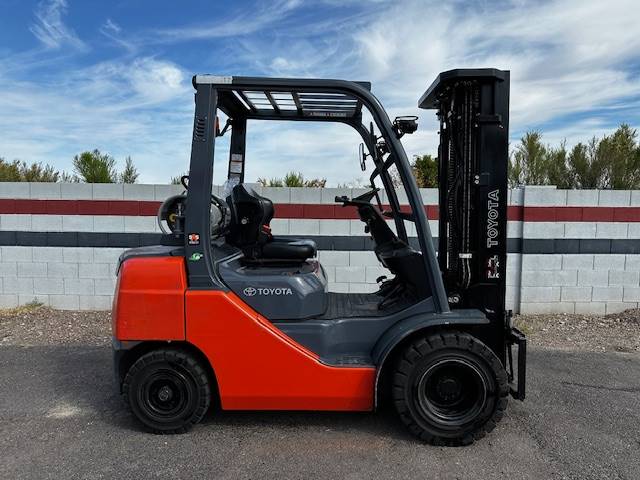 2019 Toyota Forklift 8FGU25 featured image