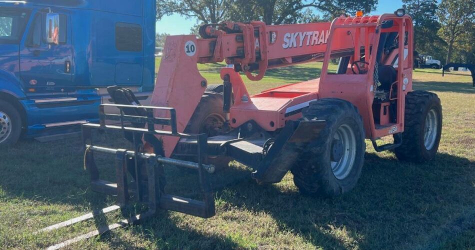 2006 Skytrak Telehandler 10054 featured image